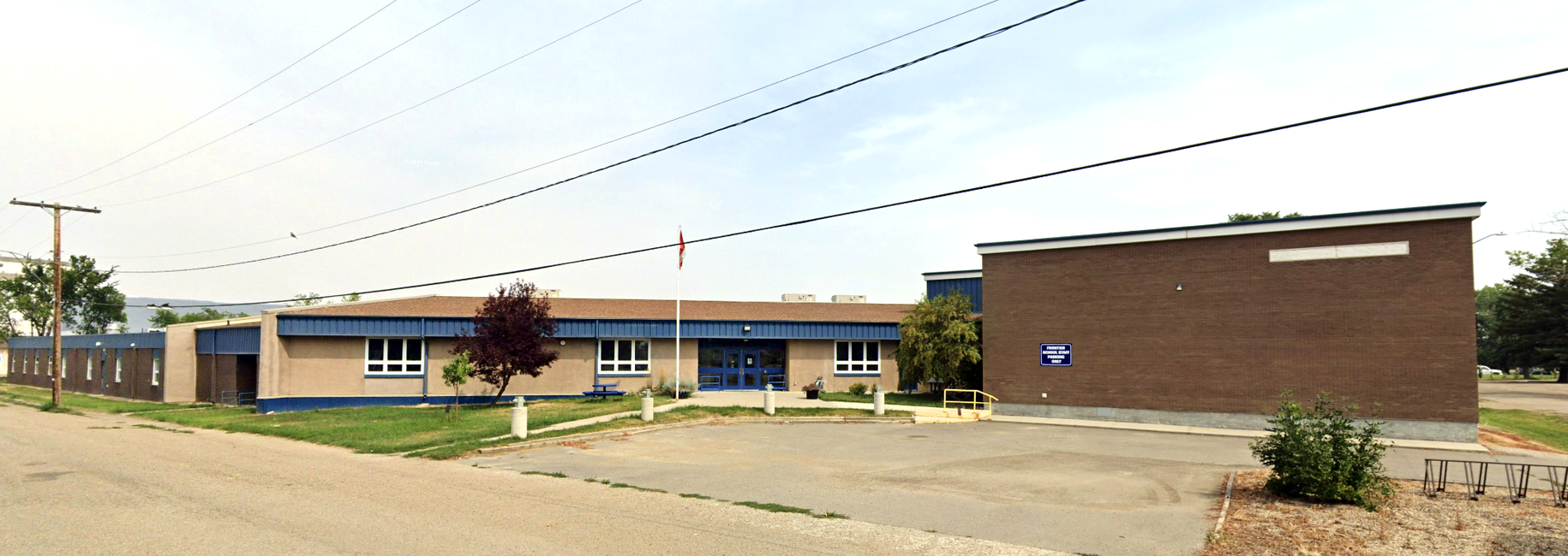 Picture of the front of frontier school